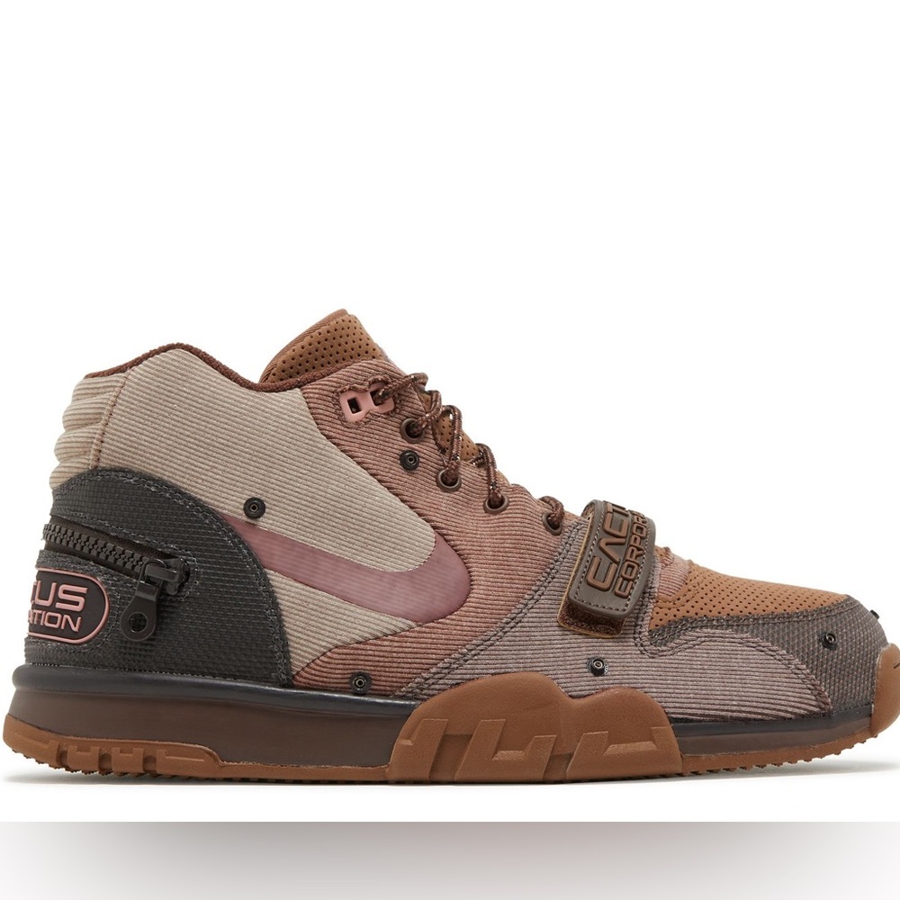 TRAVIS SCOTT X AIR TRAINER 1 SP 'CHOCOLATE'